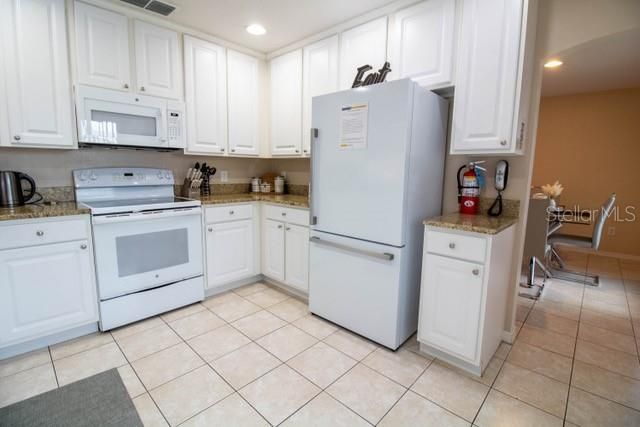 For Rent: $3,200 (5 beds, 3 baths, 2827 Square Feet)