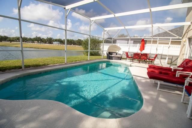 For Rent: $3,200 (5 beds, 3 baths, 2827 Square Feet)