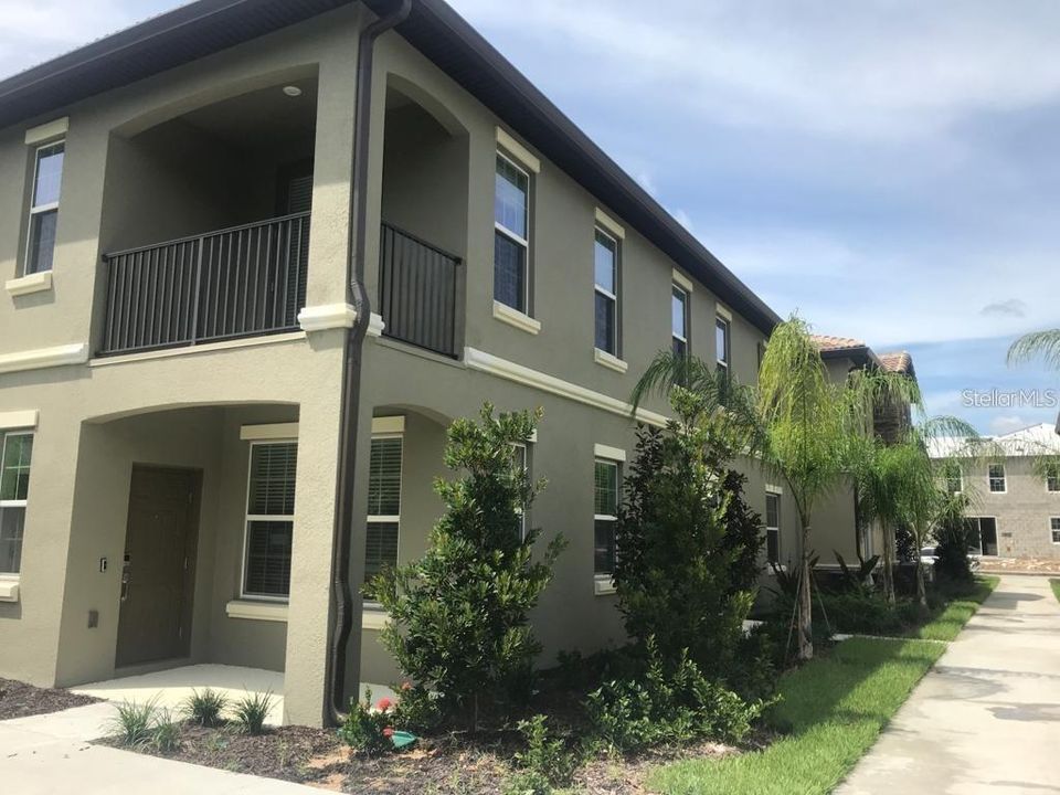 For Rent: $2,850 (5 beds, 3 baths, 2522 Square Feet)