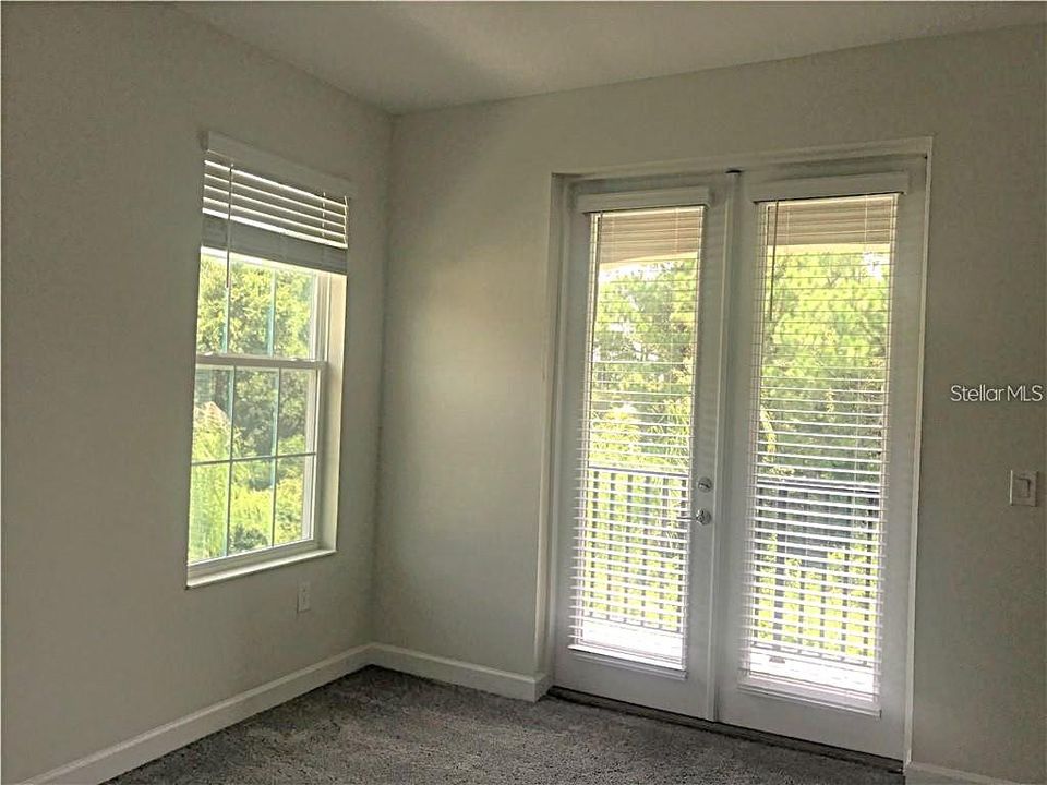 For Rent: $2,850 (5 beds, 3 baths, 2522 Square Feet)