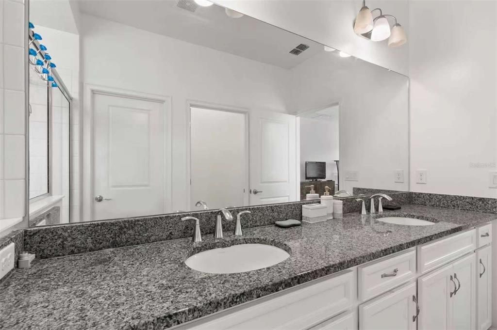 En Renta: $2,900 (4 camas, 2 baños, 2115 Pies cuadrados)