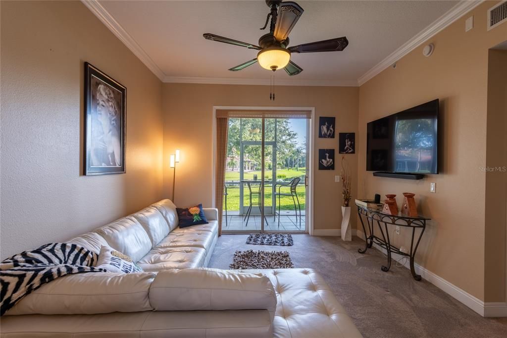 For Sale: $269,000 (1 beds, 1 baths, 750 Square Feet)