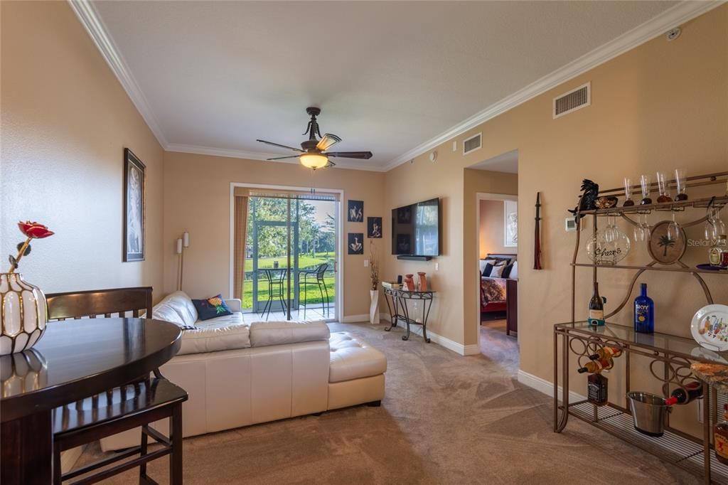 For Sale: $269,000 (1 beds, 1 baths, 750 Square Feet)