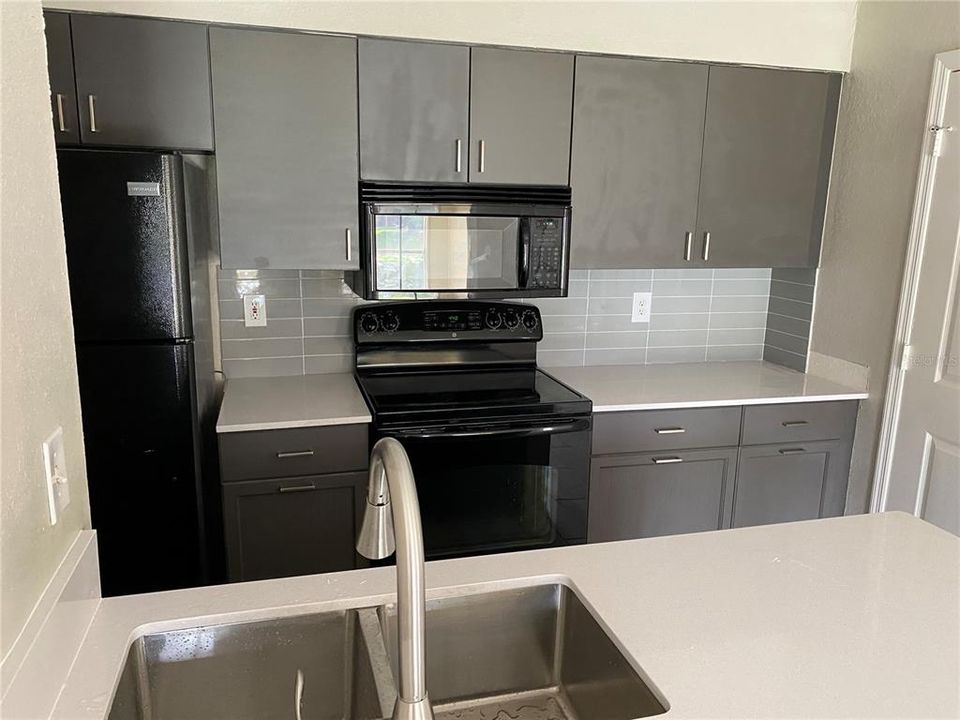 En Venta: $190,000 (2 camas, 2 baños, 874 Pies cuadrados)