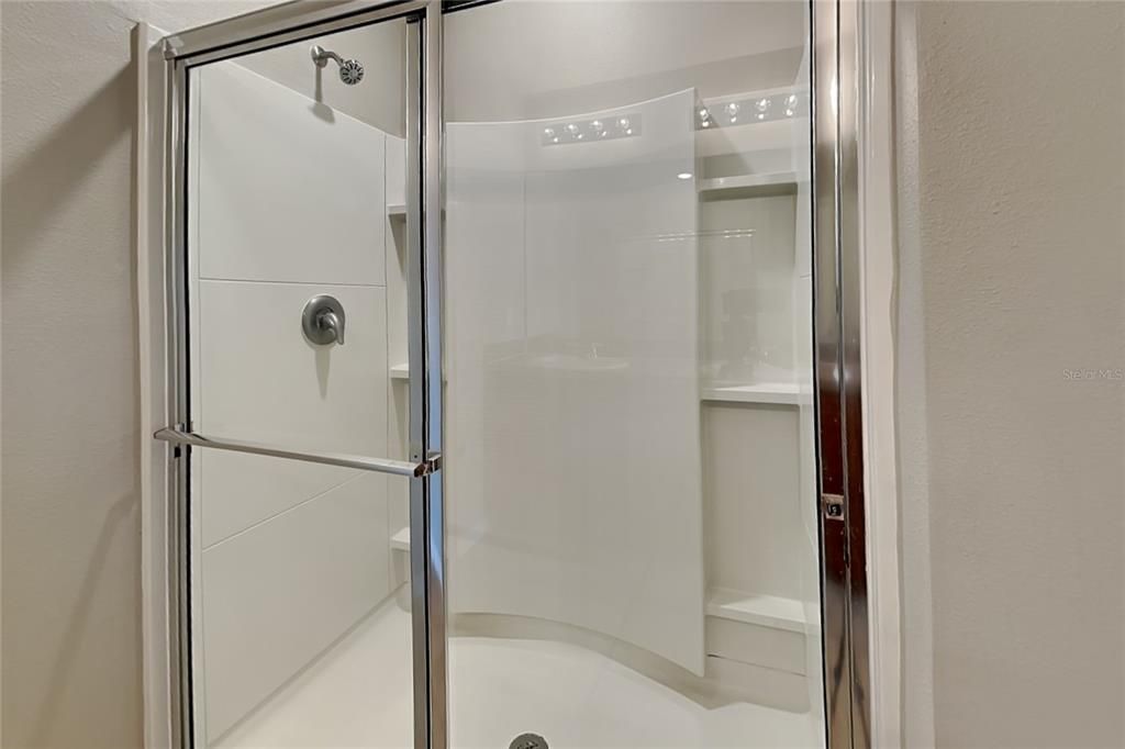 For Rent: $1,969 (3 beds, 2 baths, 1672 Square Feet)