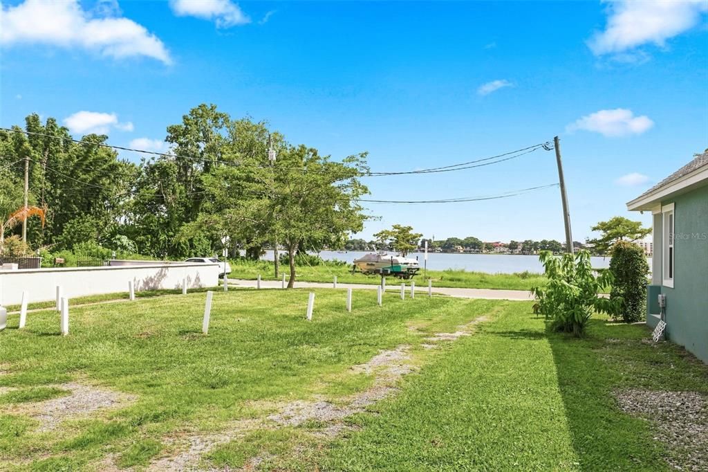 For Rent: $1,750 (2 beds, 1 baths, 1048 Square Feet)