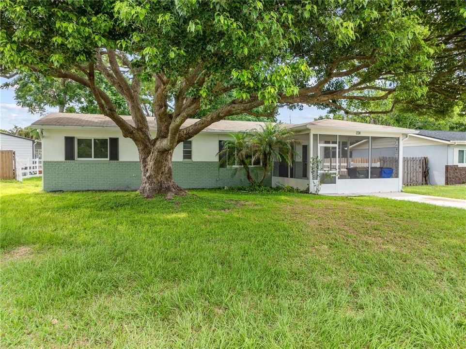 En Venta: $335,000 (4 camas, 1 baños, 1180 Pies cuadrados)