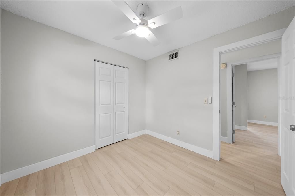 En Venta: $335,000 (4 camas, 1 baños, 1180 Pies cuadrados)