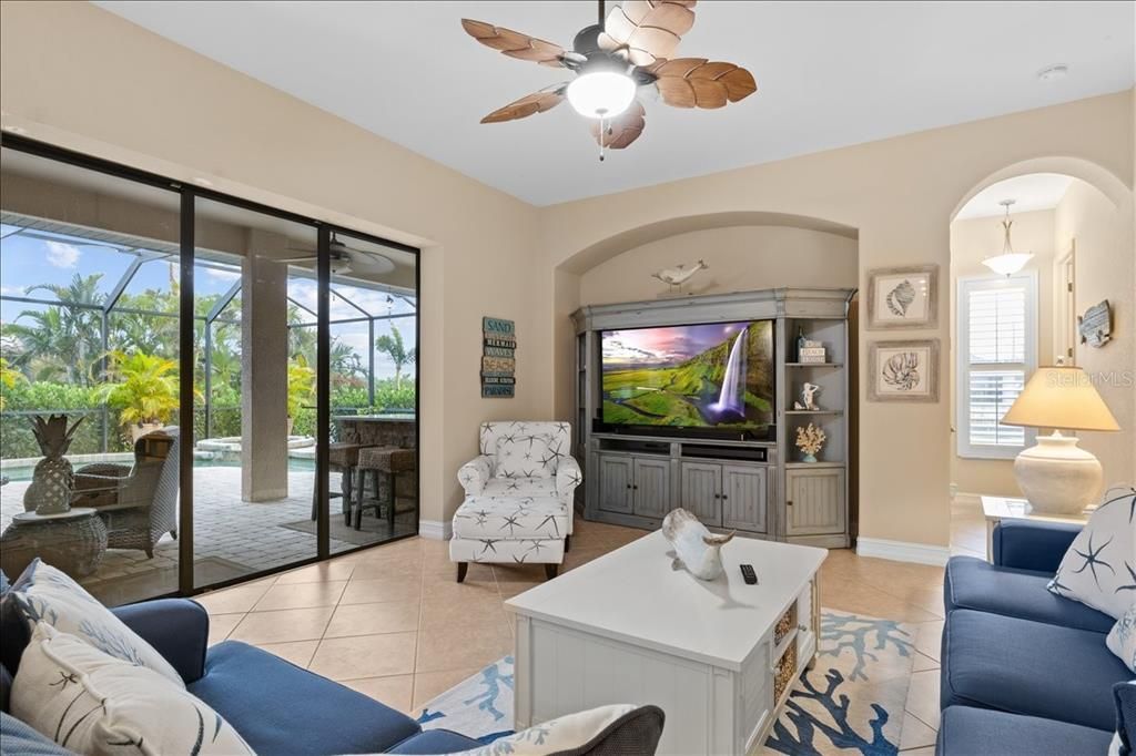 For Sale: $789,000 (4 beds, 3 baths, 2466 Square Feet)