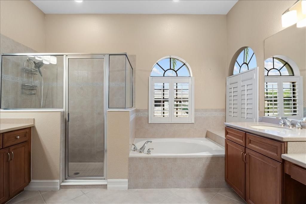 For Sale: $789,000 (4 beds, 3 baths, 2466 Square Feet)