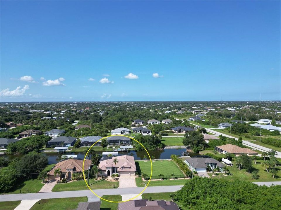 For Sale: $789,000 (4 beds, 3 baths, 2466 Square Feet)
