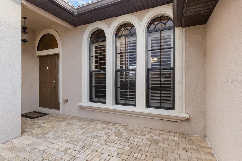 For Sale: $789,000 (4 beds, 3 baths, 2466 Square Feet)