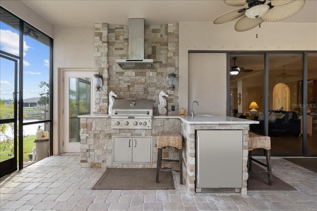 For Sale: $789,000 (4 beds, 3 baths, 2466 Square Feet)