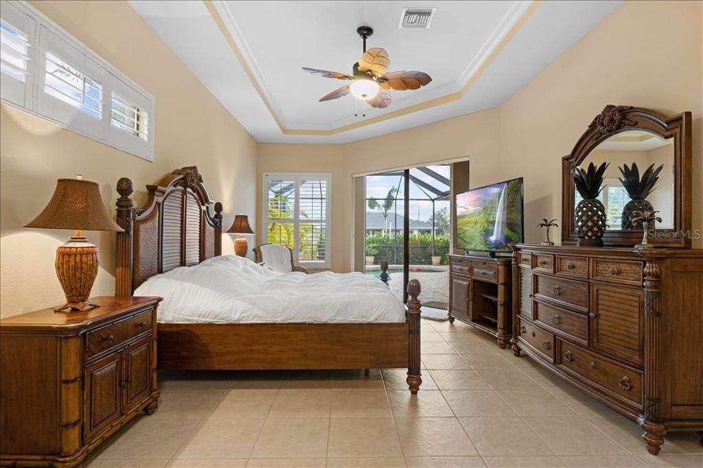 For Sale: $789,000 (4 beds, 3 baths, 2466 Square Feet)