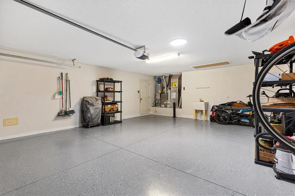 На продажу: $389,000 (3 спален, 2 ванн, 1854 Квадратных фут)