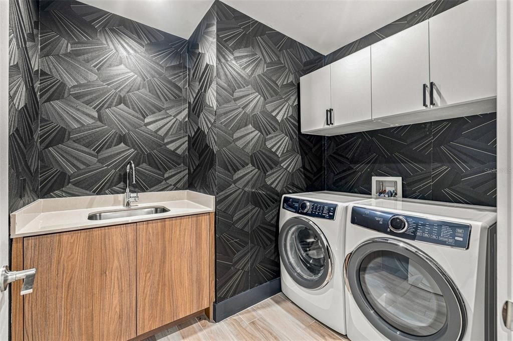 На продажу: $1,999,999 (3 спален, 3 ванн, 2436 Квадратных фут)