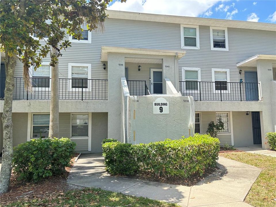 For Rent: $1,175 (1 beds, 1 baths, 504 Square Feet)
