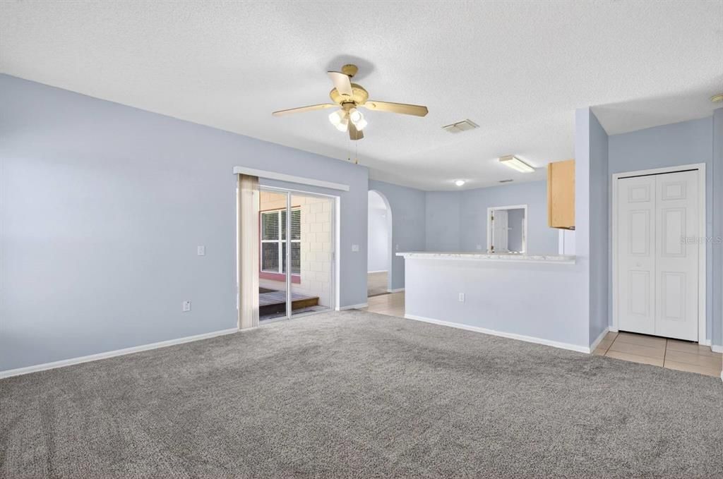 For Sale: $269,000 (3 beds, 2 baths, 1609 Square Feet)