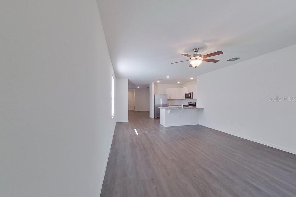 For Rent: $2,025 (3 beds, 2 baths, 1504 Square Feet)