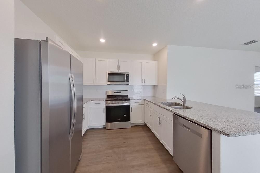 For Rent: $2,025 (3 beds, 2 baths, 1504 Square Feet)
