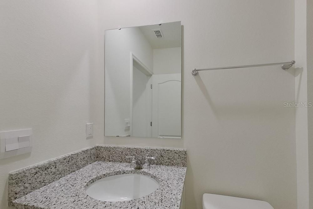 For Rent: $2,025 (3 beds, 2 baths, 1504 Square Feet)