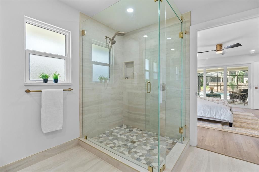 For Sale: $1,499,000 (3 beds, 2 baths, 2114 Square Feet)
