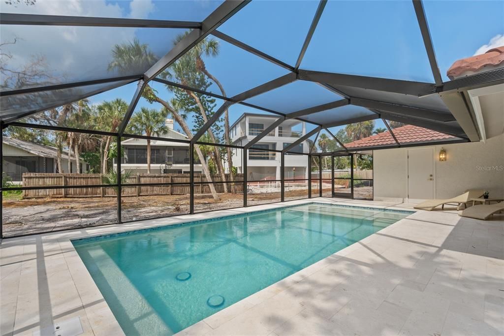For Sale: $1,499,000 (3 beds, 2 baths, 2114 Square Feet)
