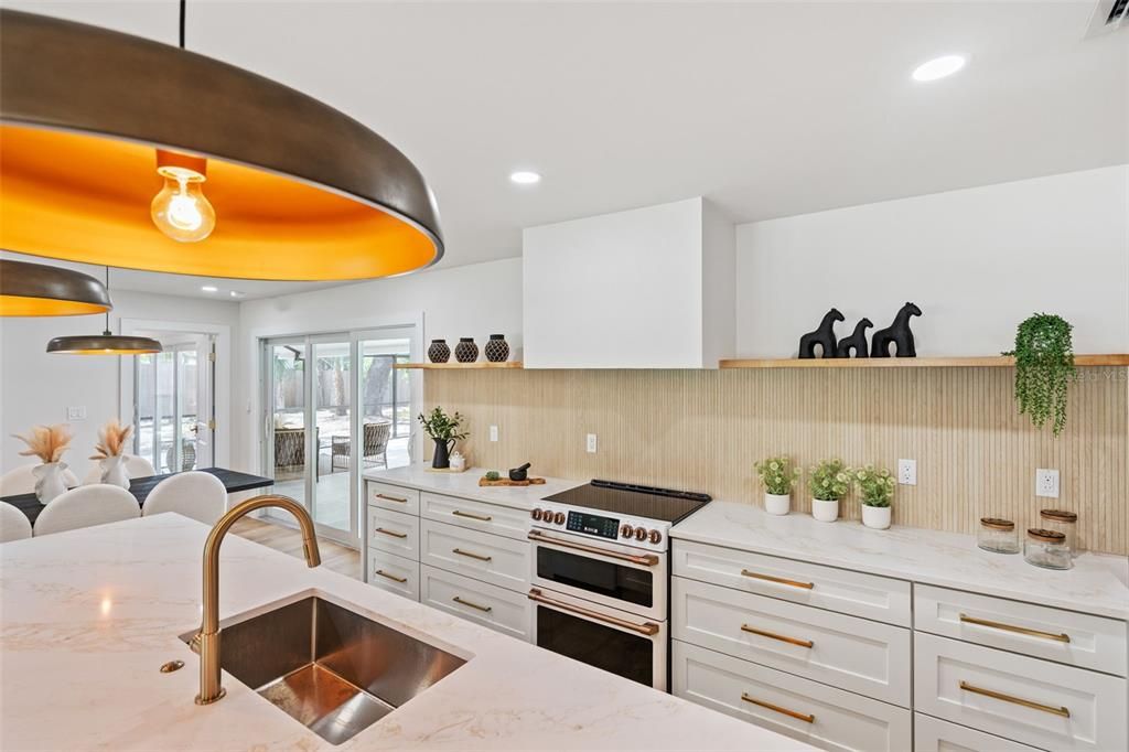 For Sale: $1,499,000 (3 beds, 2 baths, 2114 Square Feet)