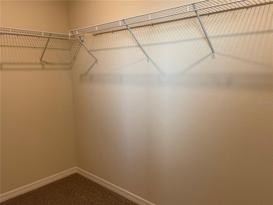 For Rent: $2,900 (4 beds, 2 baths, 1770 Square Feet)