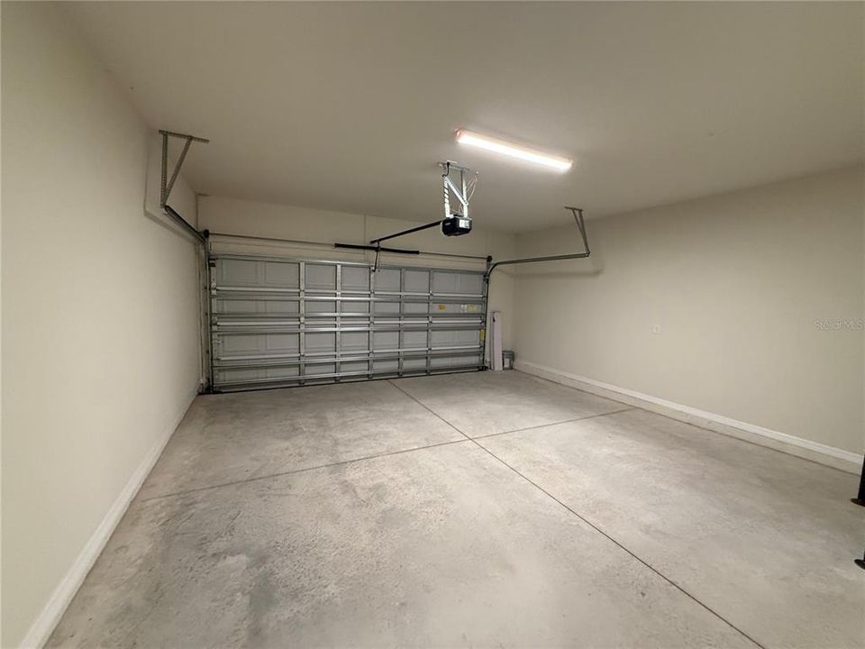 For Rent: $2,900 (4 beds, 2 baths, 1770 Square Feet)