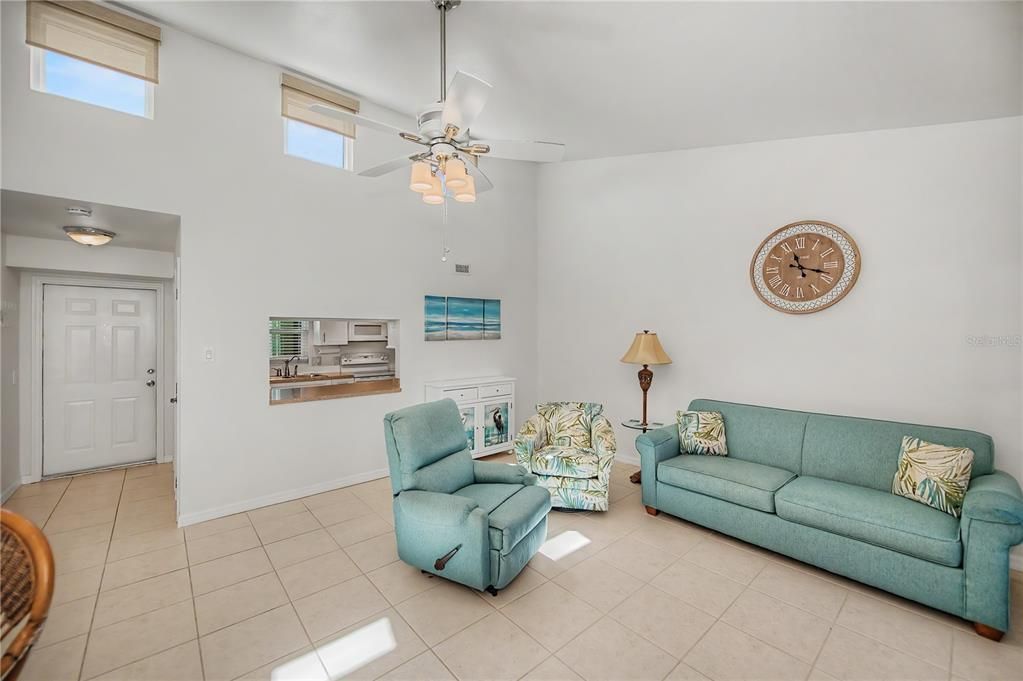 For Sale: $110,000 (2 beds, 2 baths, 688 Square Feet)