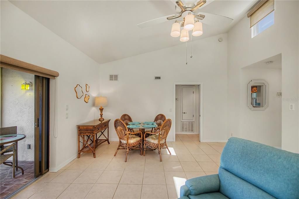 For Sale: $110,000 (2 beds, 2 baths, 688 Square Feet)