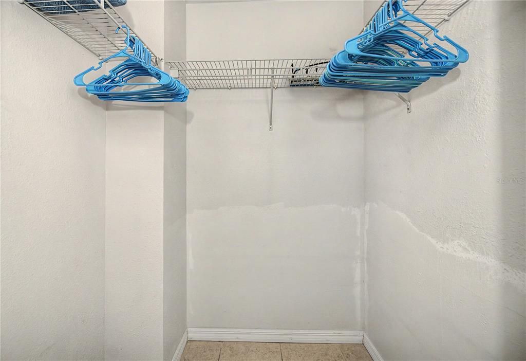 For Sale: $110,000 (2 beds, 2 baths, 688 Square Feet)
