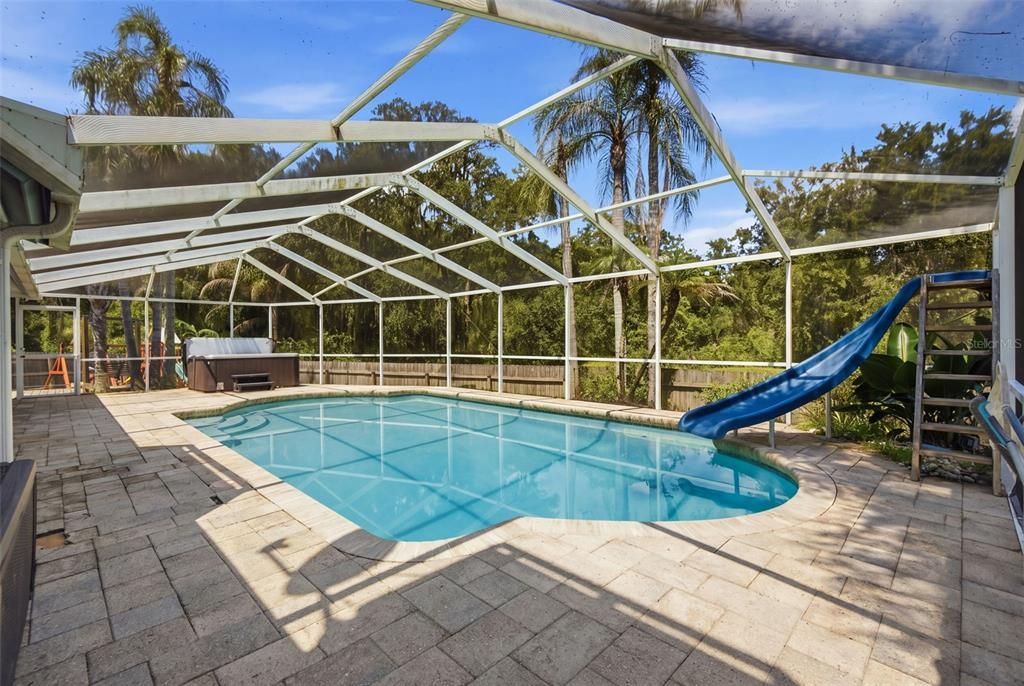For Sale: $527,000 (4 beds, 2 baths, 2212 Square Feet)
