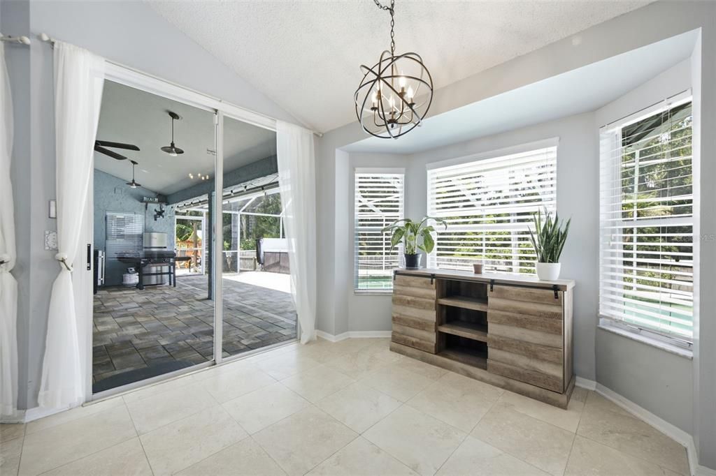 For Sale: $527,000 (4 beds, 2 baths, 2212 Square Feet)