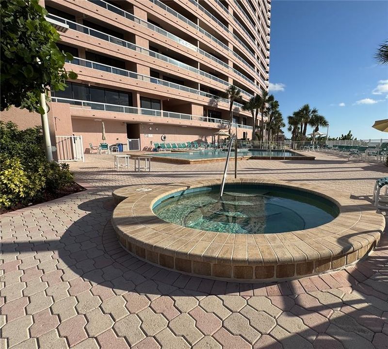 For Sale: $947,500 (2 beds, 2 baths, 1265 Square Feet)