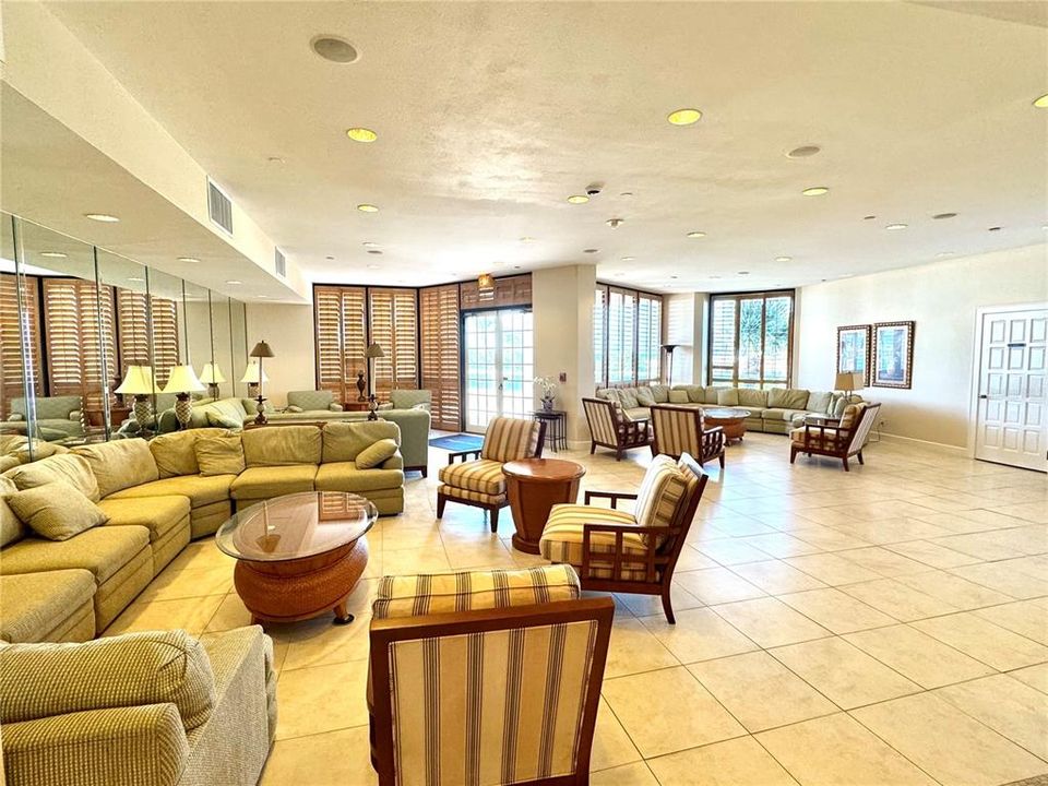 For Sale: $947,500 (2 beds, 2 baths, 1265 Square Feet)