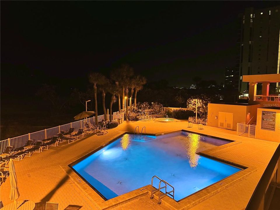 For Sale: $947,500 (2 beds, 2 baths, 1265 Square Feet)