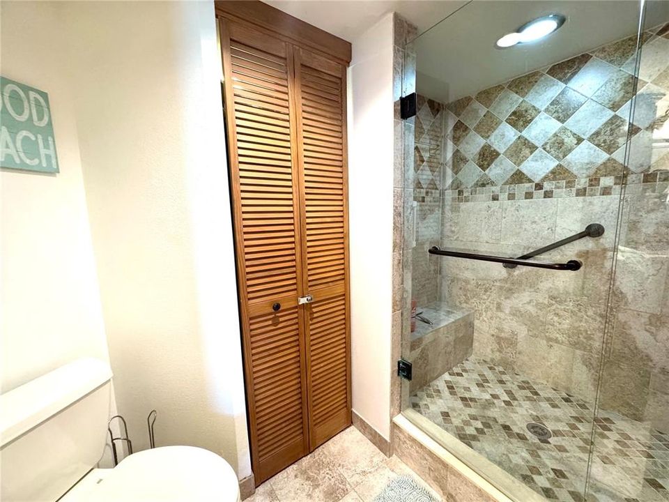 For Sale: $947,500 (2 beds, 2 baths, 1265 Square Feet)