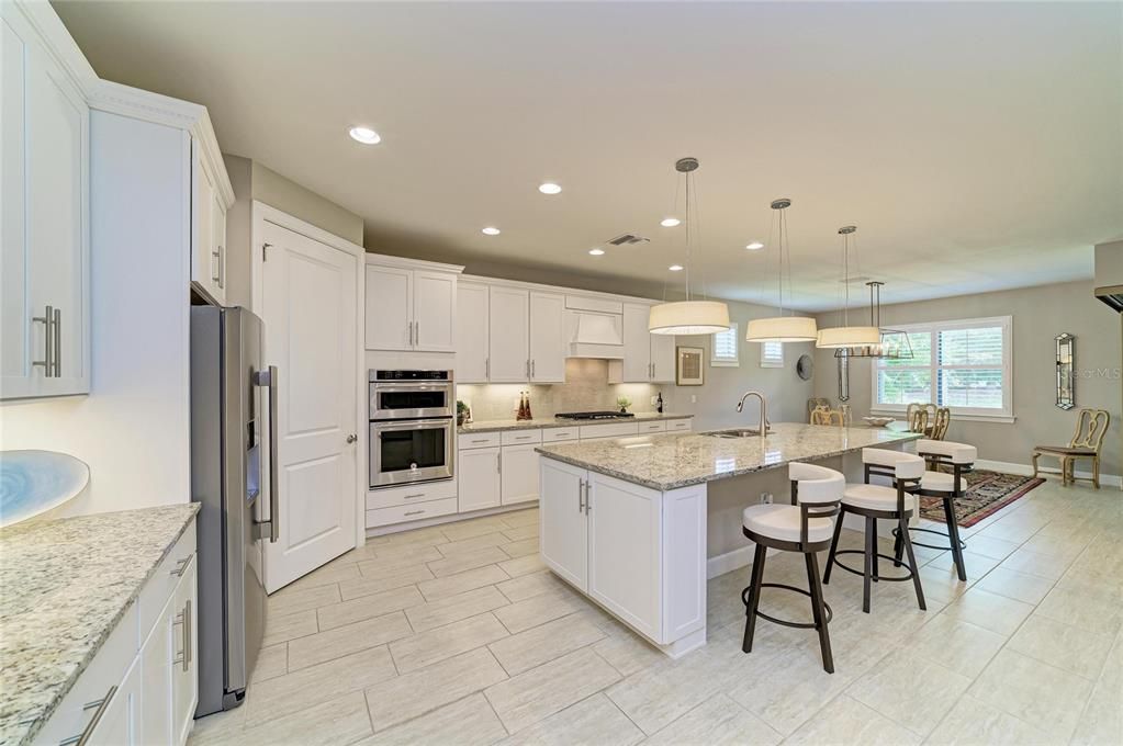 For Sale: $787,500 (3 beds, 3 baths, 2488 Square Feet)