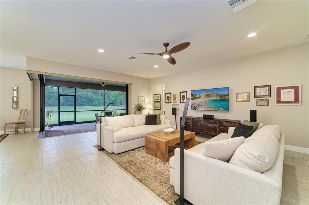 For Sale: $787,500 (3 beds, 3 baths, 2488 Square Feet)
