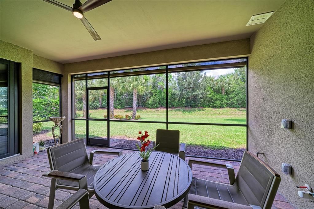 For Sale: $787,500 (3 beds, 3 baths, 2488 Square Feet)