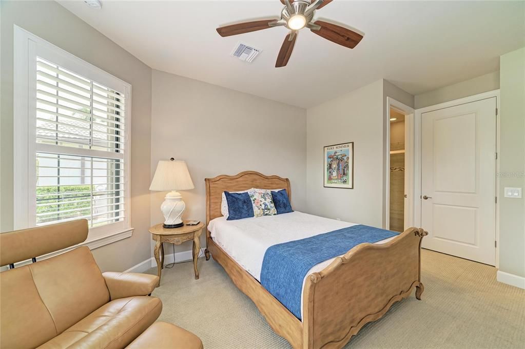For Sale: $787,500 (3 beds, 3 baths, 2488 Square Feet)