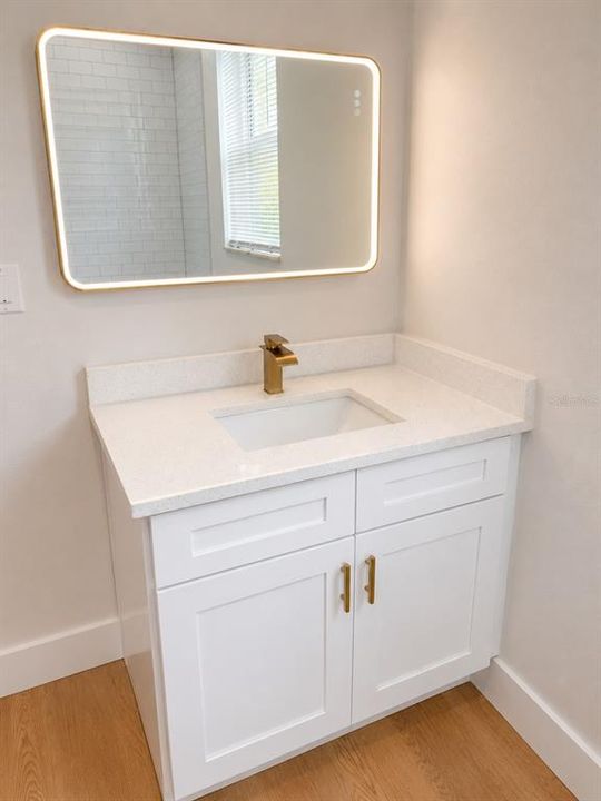 For Sale: $279,900 (3 beds, 1 baths, 1026 Square Feet)