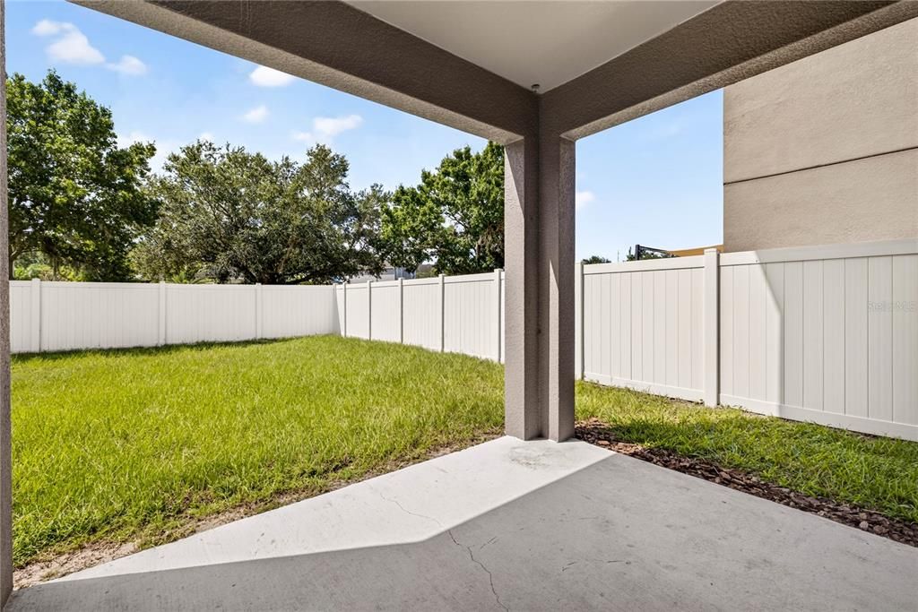En Venta: $340,000 (4 camas, 2 baños, 2436 Pies cuadrados)