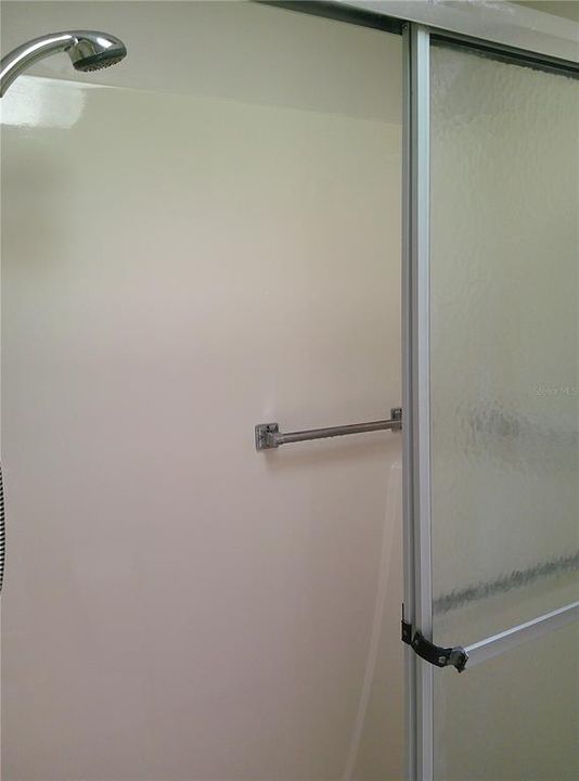 For Sale: $139,000 (2 beds, 2 baths, 988 Square Feet)