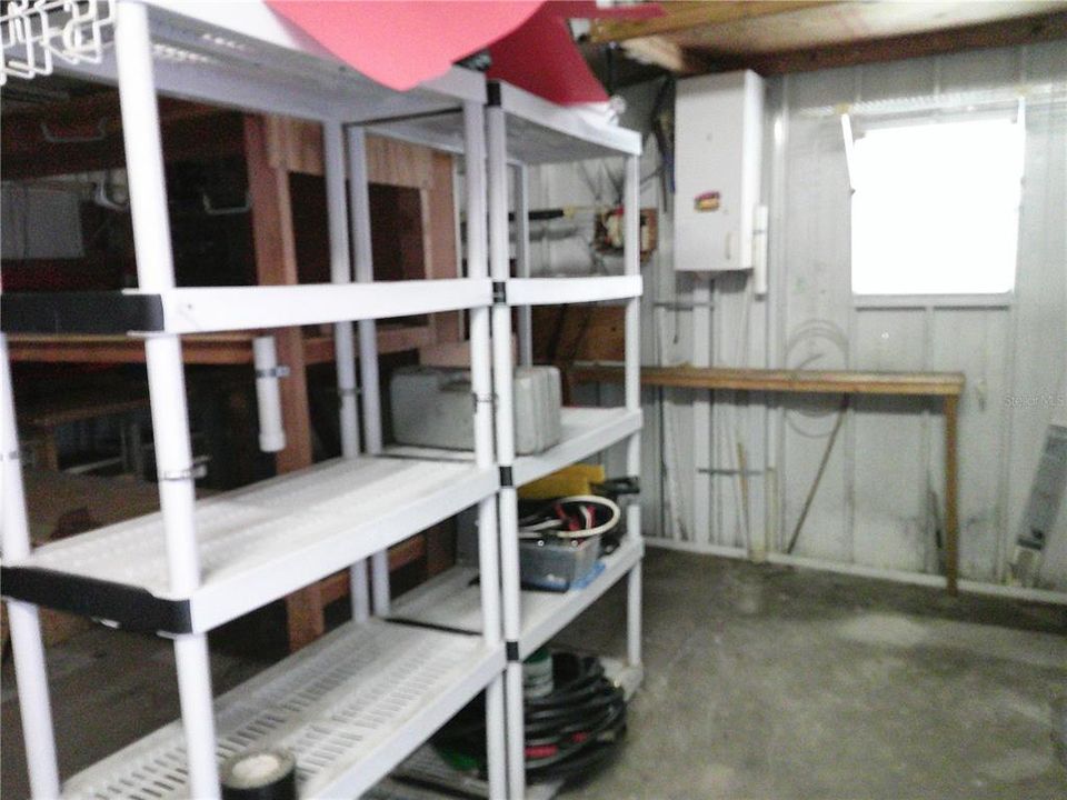 For Sale: $139,000 (2 beds, 2 baths, 988 Square Feet)