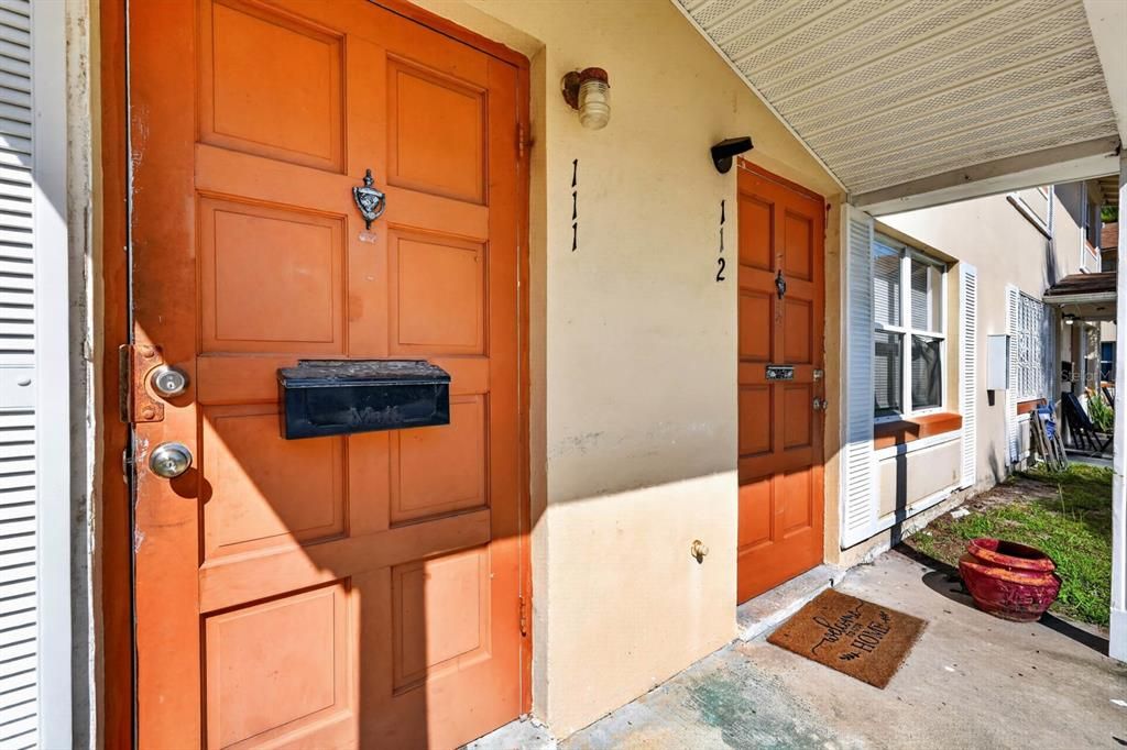 For Sale: $117,000 (2 beds, 1 baths, 480 Square Feet)