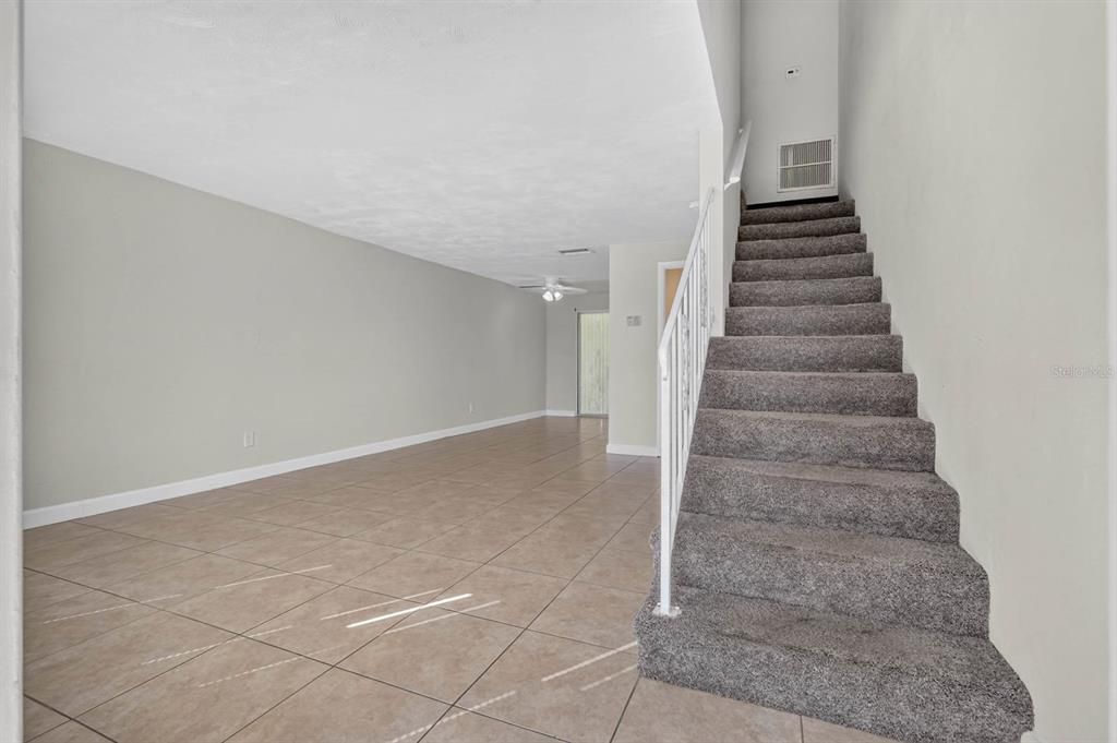 For Sale: $117,000 (2 beds, 1 baths, 480 Square Feet)