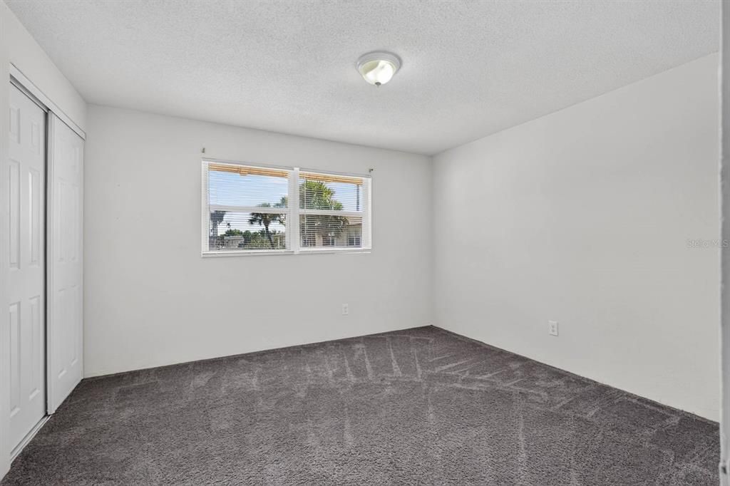 For Sale: $117,000 (2 beds, 1 baths, 480 Square Feet)